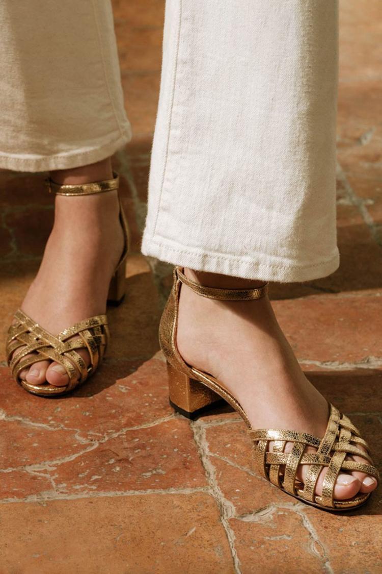 Tacones anchos peep toe trenzados Dorado con correa al tobillo y hebilla