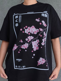 Estampado Frontal - Flor de Cerezo Camiseta