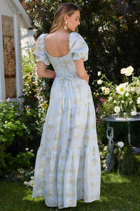 Layla · Vestido Elegante Flotante