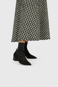 Lyn · Tacones Elegantes con Estilo
