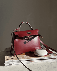 Mini Burdeos · Mini Bolso de Cuero Elegante
