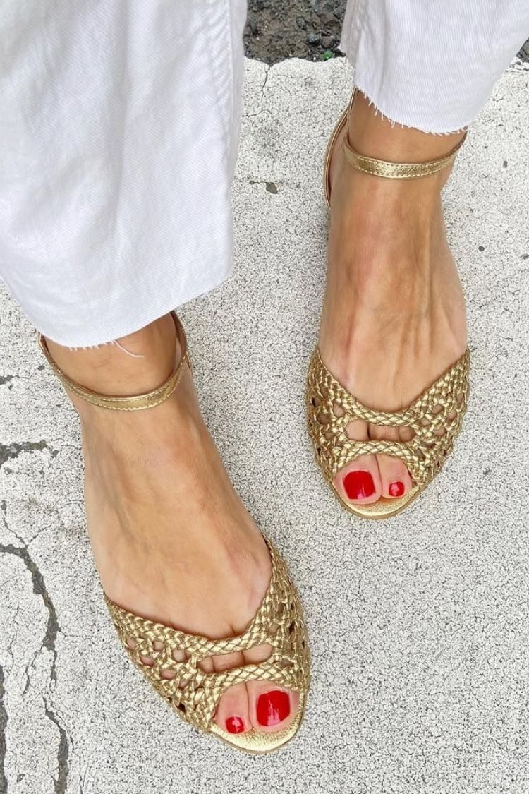 Sandalias cut-out trenzados elegantes bajos de punta abierta con correa al tobillo