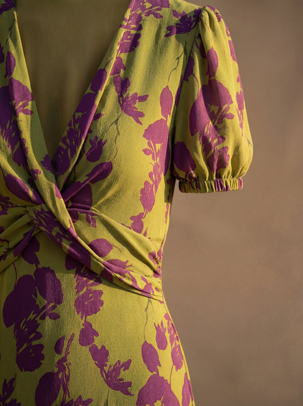 Vestido Largo de Seda con Estampado Botánico