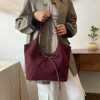 Hélène · Bolso con Lazo y Texturas Veganas