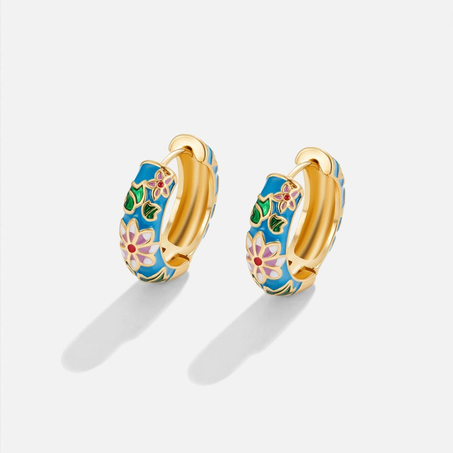 Flor Dorada · Pendientes de Círculo Dorado con Flor