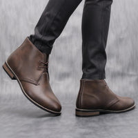 Clayton · La Bota de Cuero Clásica