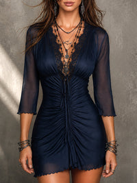 Élodie · Vestido Mini de Rejilla con Encaje Vintage