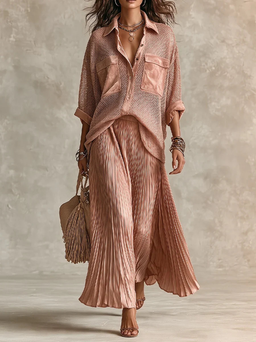 Camille | Conjunto rosa de camisa de malla y falda plisada