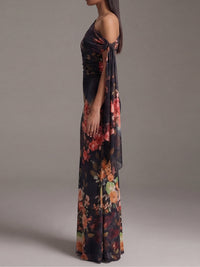 Noémie · Vestido Largo Plisado con Estampado Floral y Escote Asimétrico
