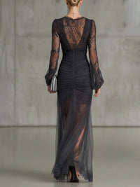 Anouk · Vestido Largo de Encaje Gris Oscuro con Manga Larga y Escote en V