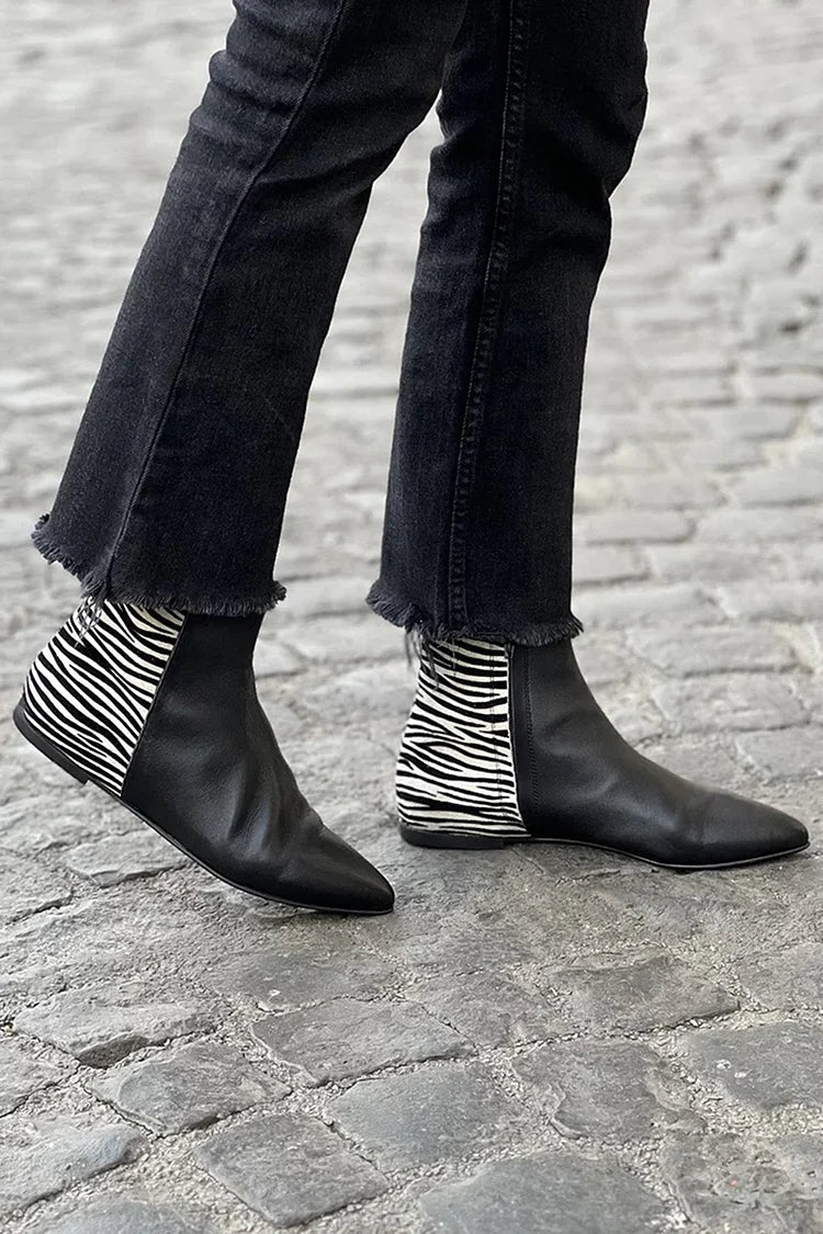 Botines estampado cebra casual Negro de punta
