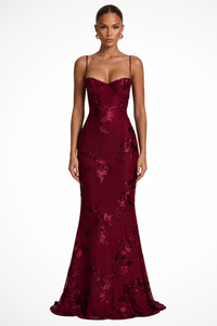 Anastasia | Vestido maxi de invitada con corsé bordado floral y tirantes finos™