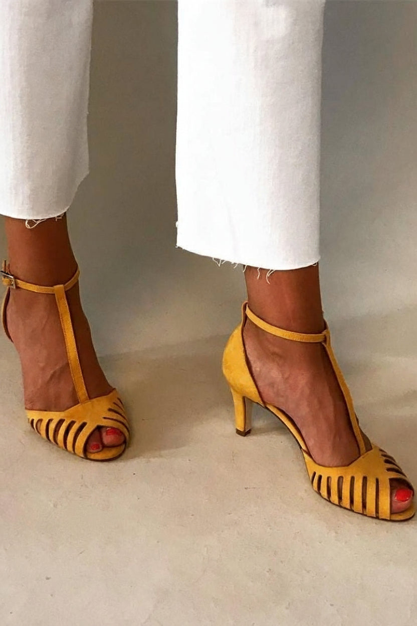 Sandalias cut-out punta abierta aterciopelados Amarillo con correa en T