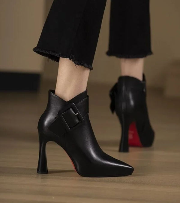 Bottines · Botines con Tacón y Hebilla Oversize