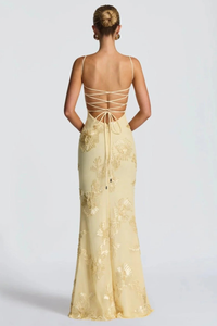 Anastasia | Vestido maxi de invitada con corsé bordado floral y tirantes finos™