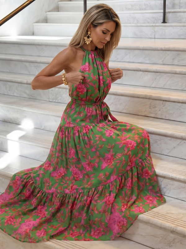 Vestido Midi Drapeado Rosa con Cuello Halter