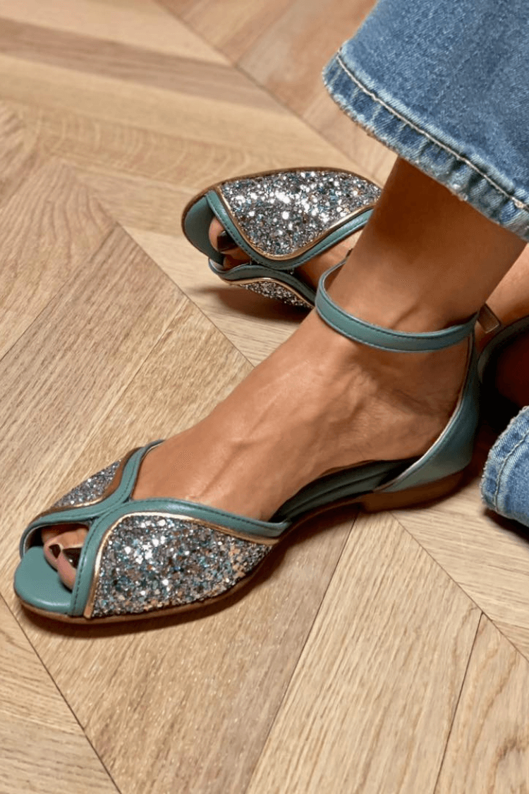Sandalias peep toe glitter patchwork con correa al tobillo y hebilla