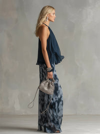 Ludovica · Conjunto de Top Halter Navy y Pantalón Palazzo Estampado
