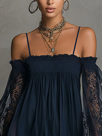 Noemi · Minivestido de Chifón Azul Marino con Escote Off-Shoulder, Encaje y Mangas Transparentes