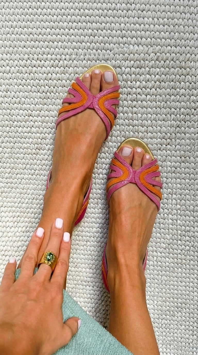 Sandalias peep toe bajos Naranja y Rosa con correas