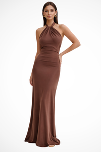 Bronte | Vestido maxi ajustado de invitada con cuello halter, nudo y espalda abierta™