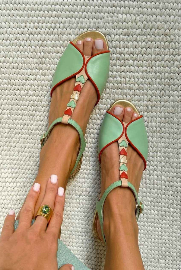 Pearl | Sandalias slingback con detalle de corazón