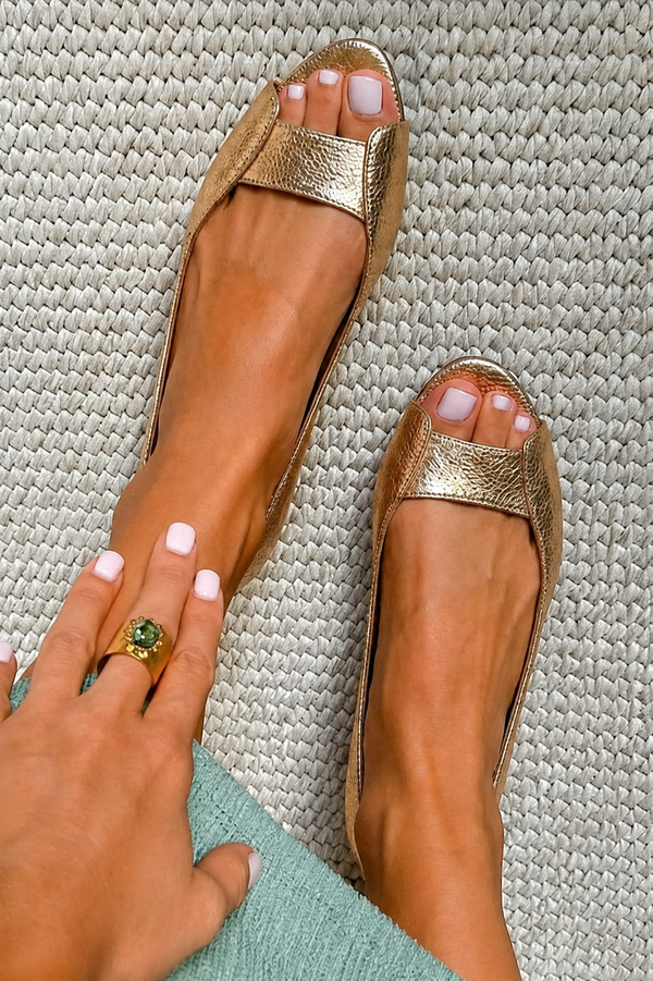 Adelina · Sandalias Doradas Cómodas