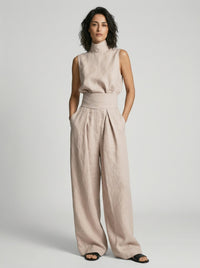 Nuria · Conjunto Minimalista de Top y Pantalón