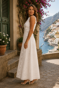 Della · Vestido Maxi Elegante con Bordado