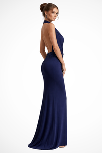 Ottilie | Vestido maxi de satén drapeado con cuello halter para invitada™
