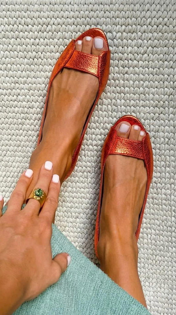 Adelina · Sandalias Doradas Cómodas