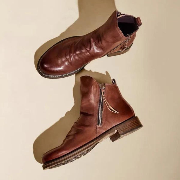 Bernardo Cavallino · Botas de Cuero con Detalle Cosido