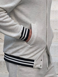Conjunto Chaqueta Pantalón a Rayas Clásica