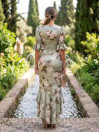 Ana · Vestido Largo Asimétrico de Satén Verde