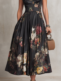 Adèle | Robe Midi en Satin Plissé, Col Cœur, Noire