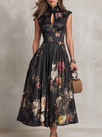 Adèle | Robe Midi en Satin Plissé, Col Cœur, Noire