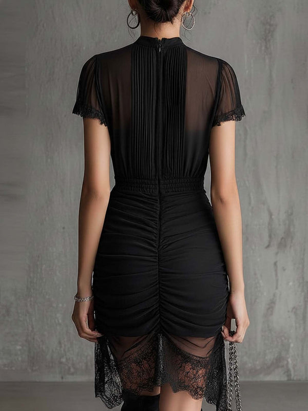 Séraphine · Vestido Corto Plisado de Gasa Negra con Encaje