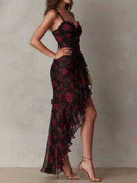 Ondine | Robe Chic Noire et Rouge Fleurie, Ourlet à Volants