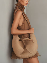 Bettina · Vestido Mini de Gasa Marrón con Cuello Halter