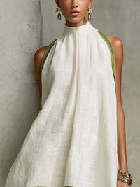 Agathe · Vestido Mini Trapecio Blanco y Verde Oliva con Flores