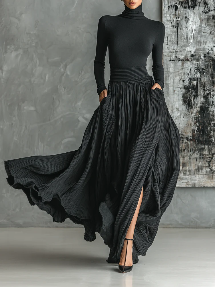 Prudence | Conjunto de falda plisada y camiseta negra de cuello alto