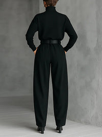 Noëlla | Conjunto de top negro de cuello alto y pantalón recto