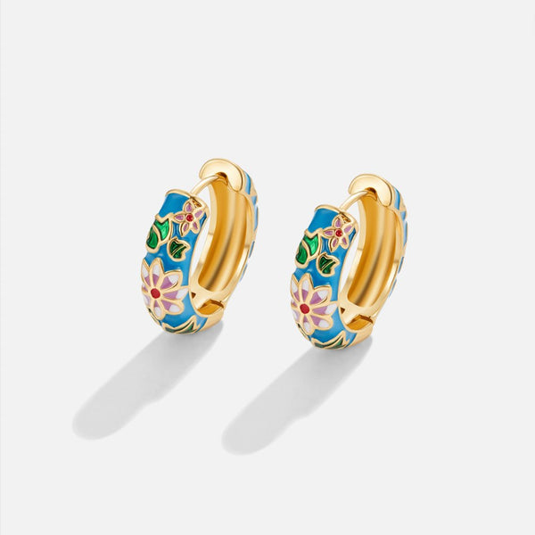 Flor Dorada · Pendientes de Círculo Dorado con Flor