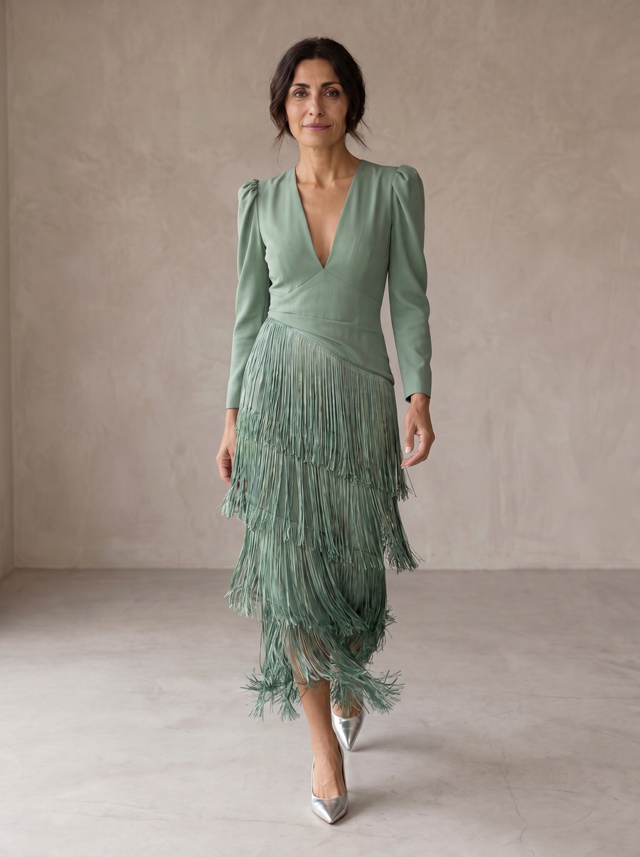 Chiara · Vestido Elegante de Tejido Lujo con Mangas de Flecos