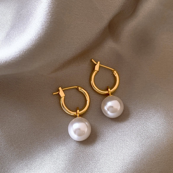 Perlas Doradas · Pendientes Elegantes con Perlas Doradas