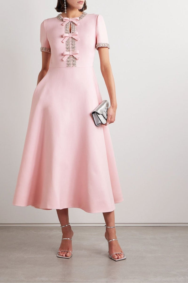 Vestido Midi de Satén con Lazo y Cristales